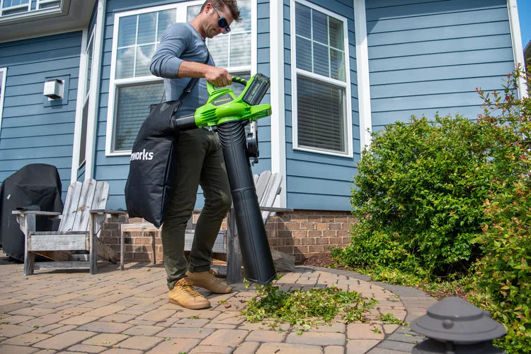Greenworks Brushless Cordless Blower/Vacuum