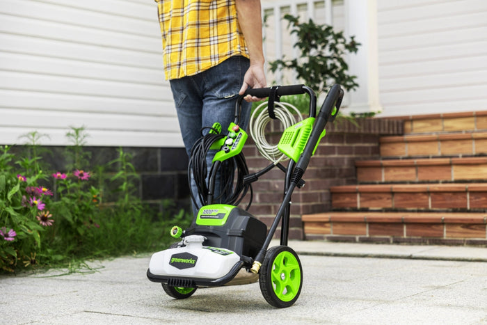 Pressure Washer Buying Guide Feature 