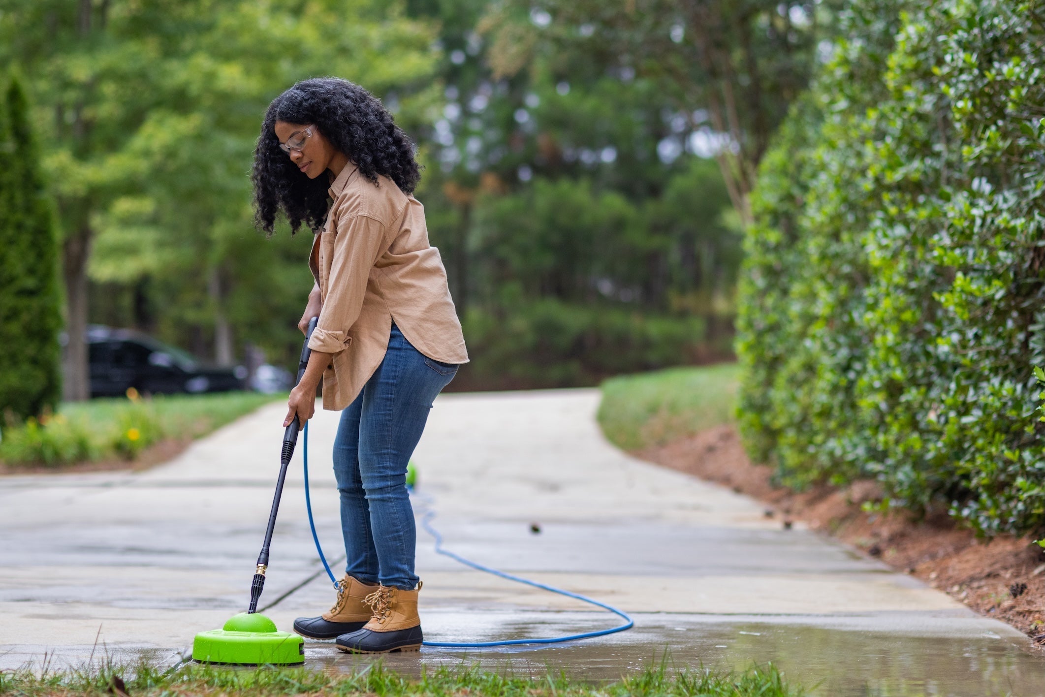 How to Pressure Wash a Driveway: A Greenworks Guide