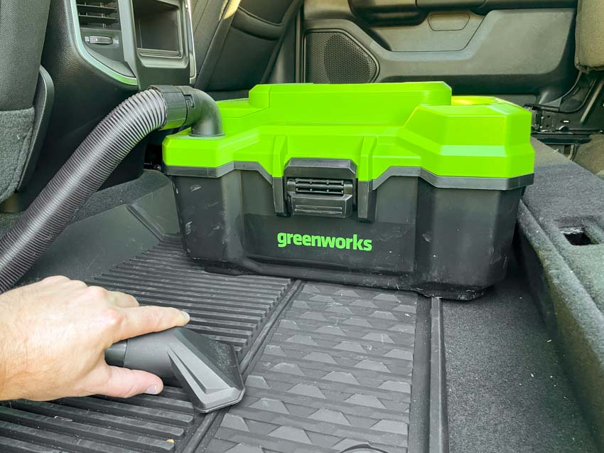 Greenworks 24V 3-Gallon Cordless Vacuum