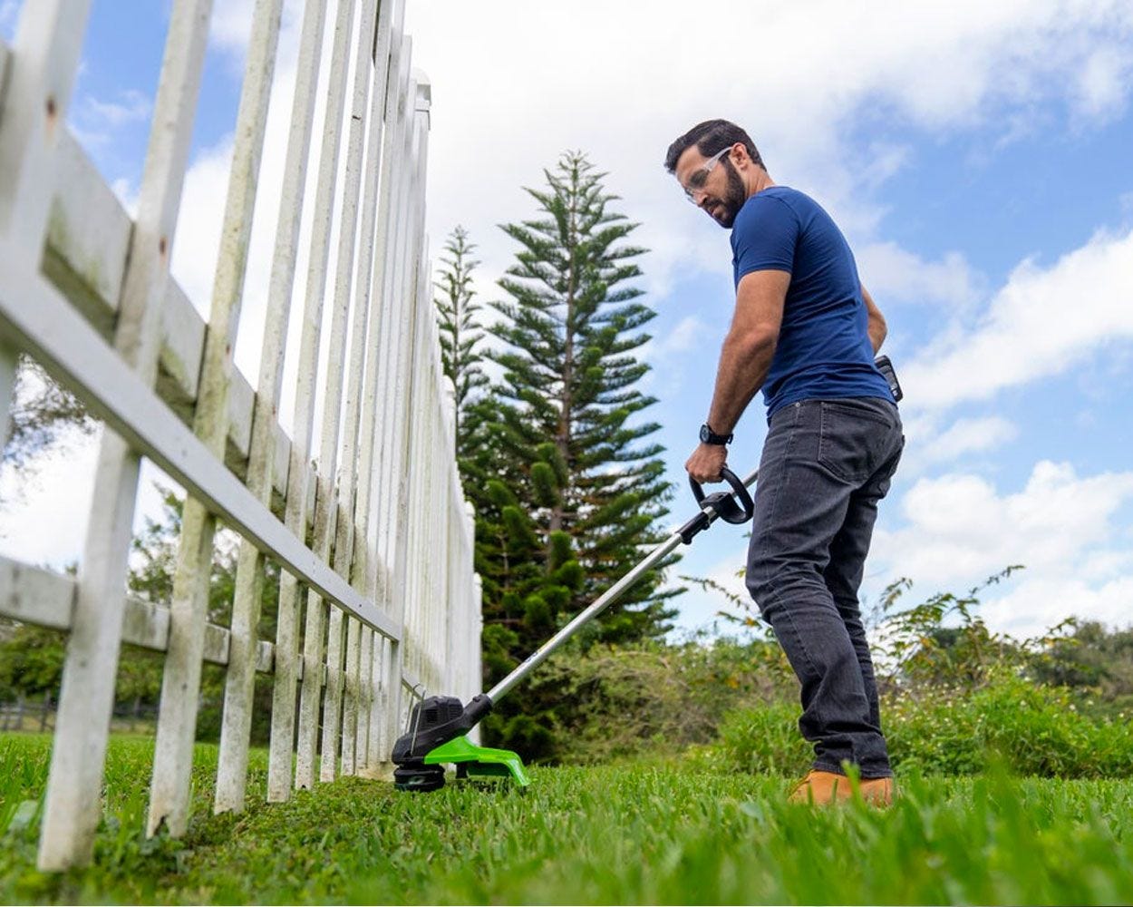 48V (2 X 24V) 15" TORQDRIVE™ Cordless String Trimmer w/ (2) 2.0 Ah USB Batteries | Greenworks