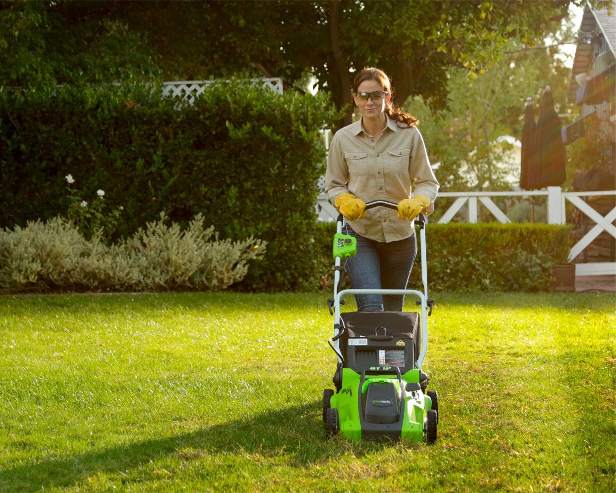 40V 16 inch Cordless Lawn Mower | Greenworks