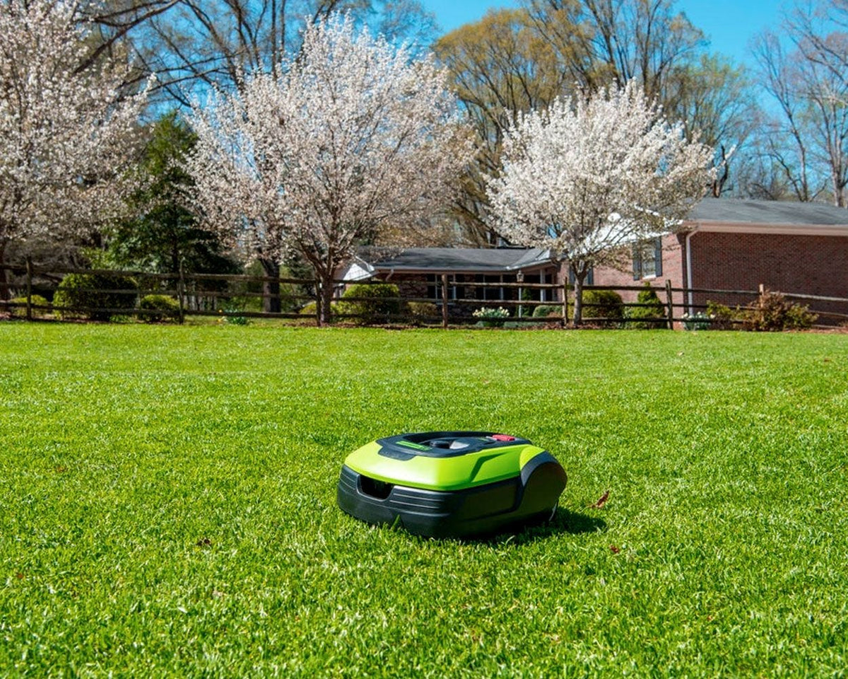 Optimow® 25 Robotic Lawn Mower | Greenworks Tools